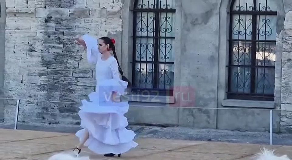 На Михайловской батарее прямо сейчас проходит 3-й фестиваль Фламенко