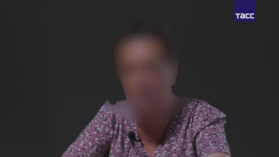 ФСБ показала кадры задержания женщины, которая пыталась пронести в здание УФСБ по Крыму и Севастополю СВУ внутри иконы