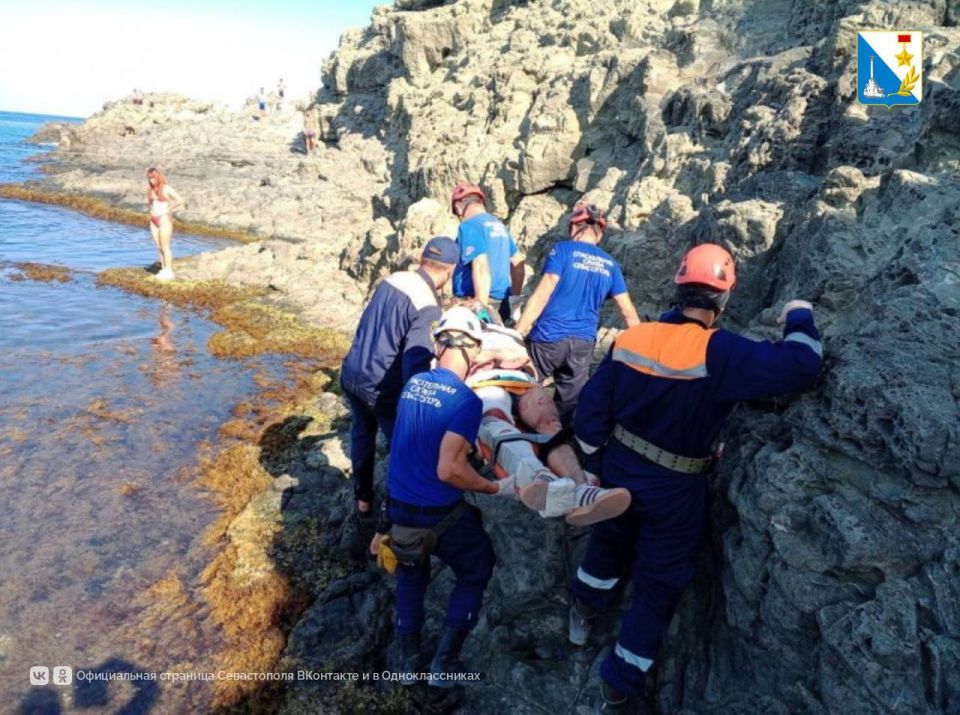 На Фиоленте 23-летний парень упал с 15-метровой высоты