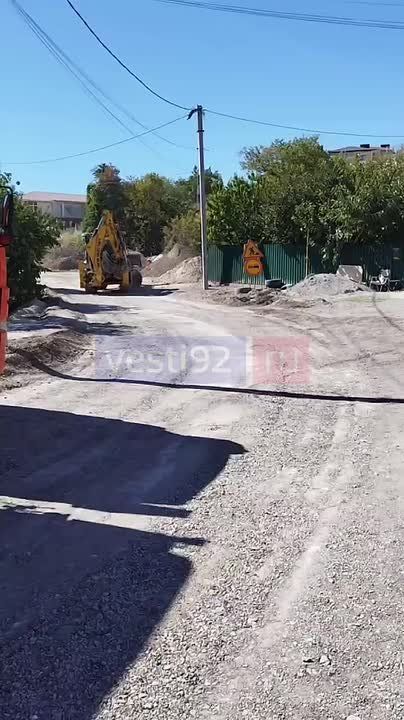 Проведение дорожных работ на улицах Волнистая и Красивая началось раньше срока