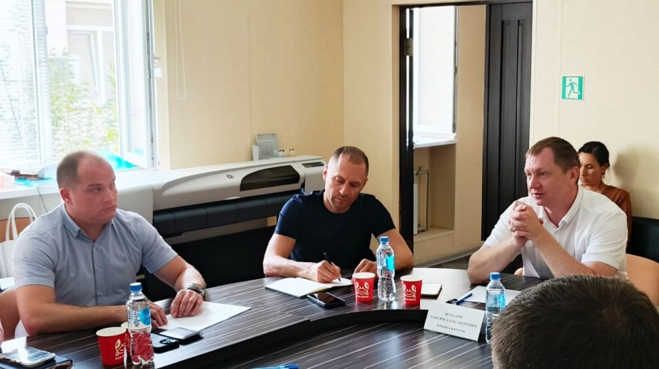 Илья Пестерников: Принял участие в очередном заседании Комиссии по подготовке правил землепользования и застройки на территории города Севастополя под председательством и.о. заместителя губернатора Севастополя Максима...