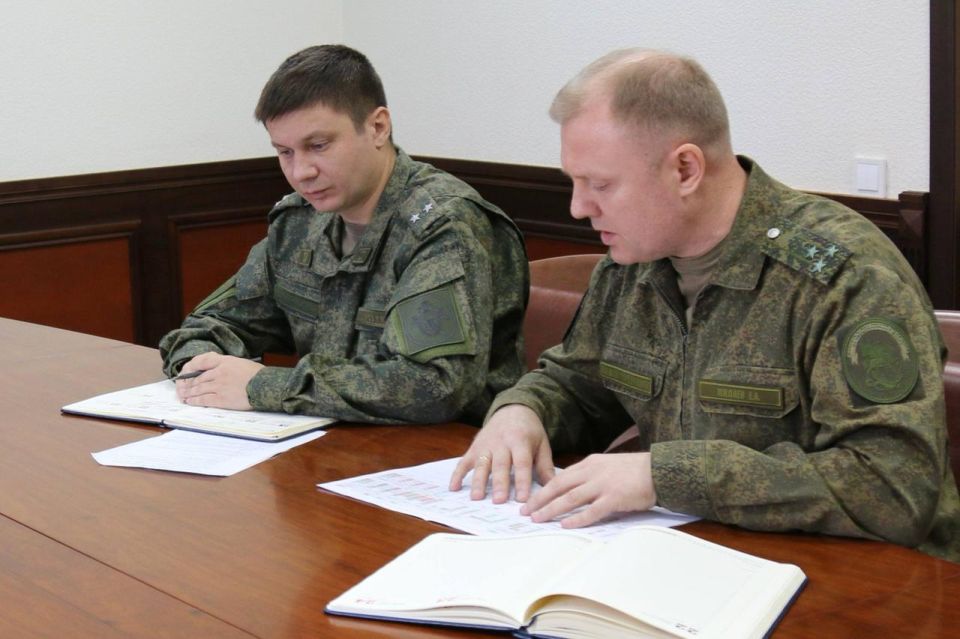 В Севастополе проведено оперативное совещание с руководством военного следственного управления Следственного комитета Российской Федерации по Черноморскому флоту В Севастополе проведено оперативное совещание с руководством военного следственного управления Следственного комитета Российской Федерации по Черноморскому флоту