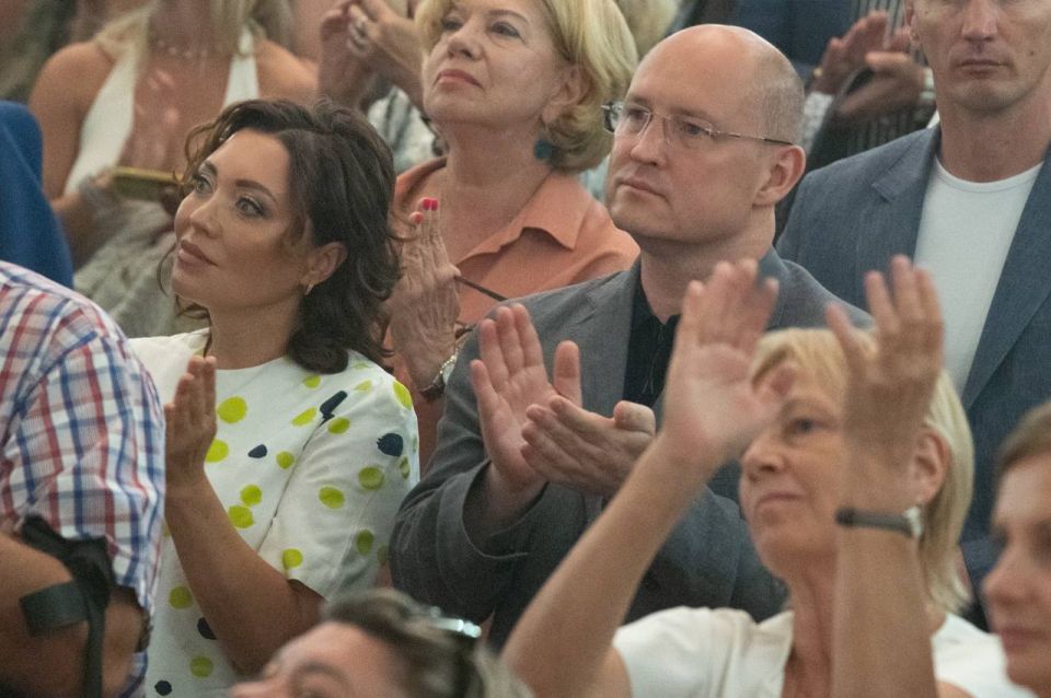 ������, �� �����, �� ������ ���������: ������ ��������� ������� �� ��������� ������ � �������. ��������� �� ����������