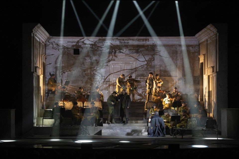 ��������� ���������: �������� �������� ��������� ������ � �������. ��������� �� ����������