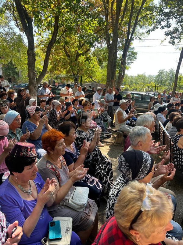 ��������� ������� ����������� ������ � ���� ��������� (����� � �������) ������������� ������ �����������