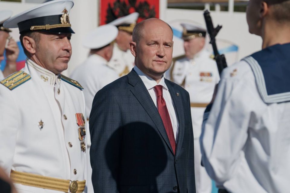 ����� 200 ��������� ������� ����� ������������� ������� ������-�������� ������� ����� �.�. �������� ������� �������