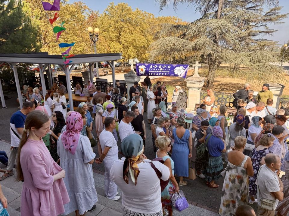 Учреждения культуры Севастополя приняли участие в благотворительной ярмарке Учреждения культуры Севастополя приняли участие в благотворительной ярмарке