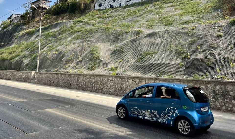 Реконструкция опасного оползневого участка на улице Героев Севастополя завершена