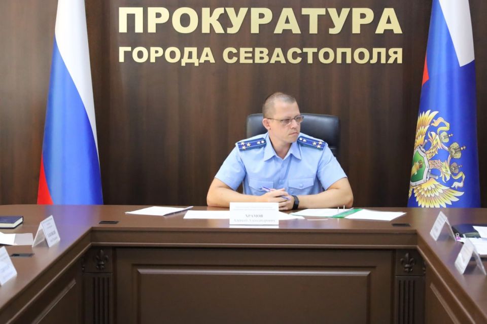 Сегодня, 2 сентября 2025 года, в прокуратуре Севастополя под председательством исполняющего обязанности начальника управления по надзору за исполнением федерального законодательства прокуратуры города Алексея Храмова... Сегодня, 2 сентября 2025 года, в прокуратуре Севастополя под председательством исполняющего обязанности начальника управления по надзору за исполнением федерального законодательства прокуратуры города Алексея Храмова...