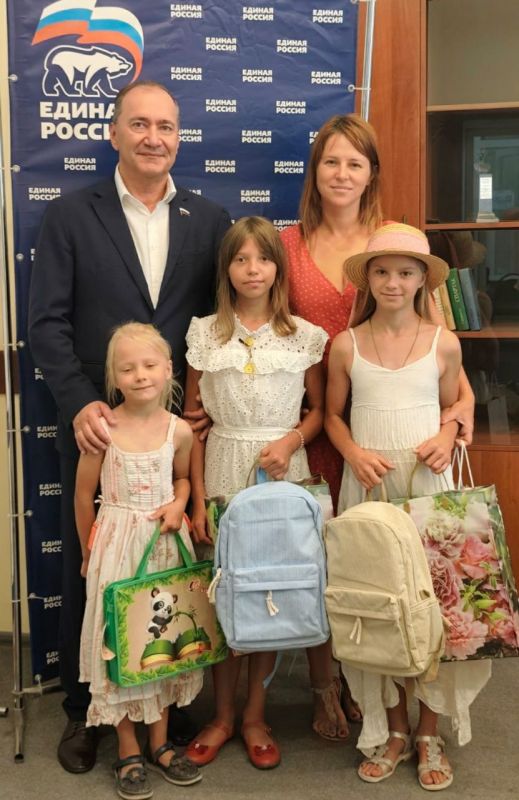 ������� �����: � ������ ����� ������� ������ ������� ������ � ����� ������� �������� �������������� � ������ ��� ���������� ��� ����� ��������������� �����, � ������� ������������� ��� ���������� �������