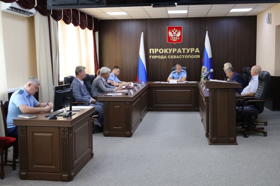 Сегодня, 2 сентября 2025 года, в прокуратуре Севастополя под председательством исполняющего обязанности начальника управления по надзору за исполнением федерального законодательства прокуратуры города Алексея Храмова...