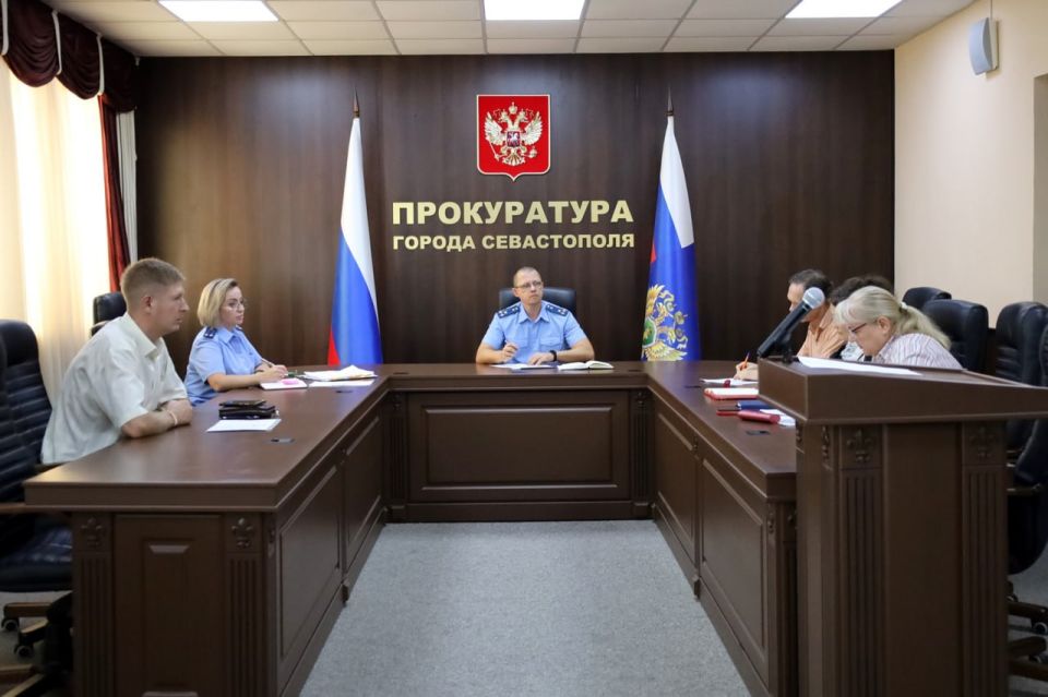 Прокуратура Севастополя контролирует вопросы подготовки к отопительному сезону