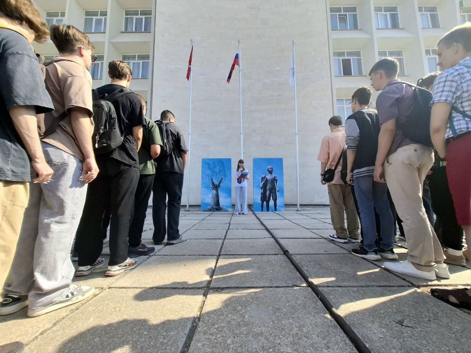 ������� � ���� ������������ � ������ � �����������