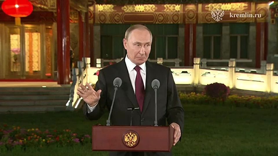 Владимир Путин не отрицает возможность встречи с Владимиром Зеленским