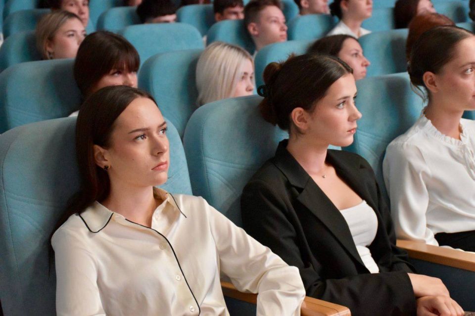 3 ��������, � ���� ������������ � ������ � �����������, � ����� �������+� ��� �������� 8-11 ������� ������ �������� �����, � ��������������� ������� ������� � ������������