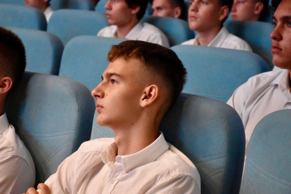 3 ��������, � ���� ������������ � ������ � �����������, � ����� �������+� ��� �������� 8-11 ������� ������ �������� �����, � ��������������� ������� ������� � ������������