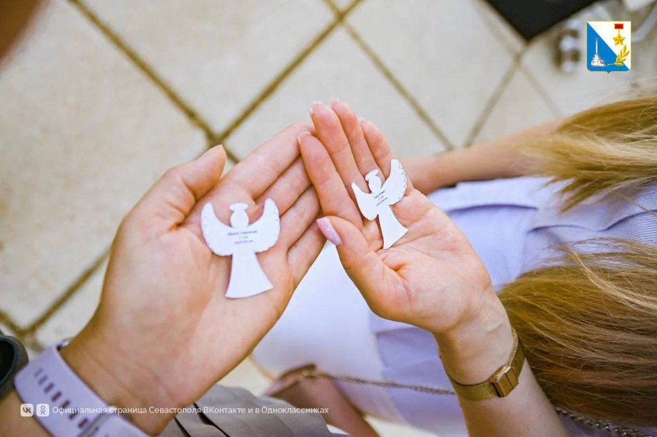 ������� � ���� ������������ � ������ � �����������