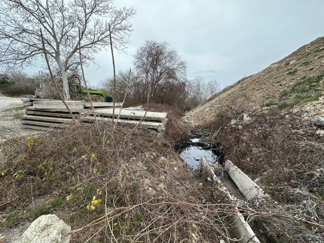 Предпринимателя оштрафовали на 30 тысяч рублей за сброс нефтепродуктов с СТО на улице Индустриальной