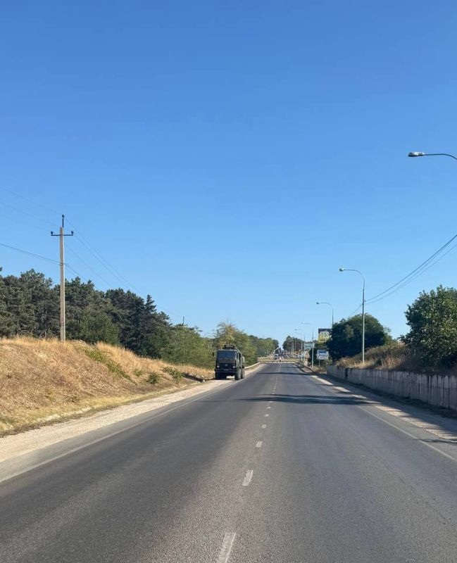 ДТП с участием пяти транспортных средств на 2 км + 550 м автодороги «Объездная Севастополь» ДТП с участием пяти транспортных средств на 2 км + 550 м автодороги «Объездная Севастополь»
