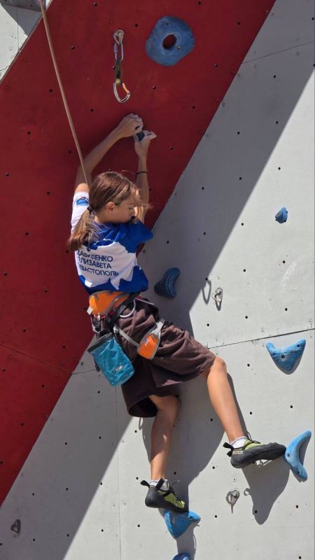 В Севастополе провели Чемпионат и Первенство по скалолазанию в дисциплинах «лазание на трудность» и «лазание на скорость» В Севастополе провели Чемпионат и Первенство по скалолазанию в дисциплинах «лазание на трудность» и «лазание на скорость»