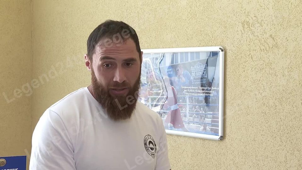 Четырёхкратный чемпион страны, мастер спорта Марат Мамхегов оценил уровень турнира по армрестлингу на Фестивале культуры и спорта народов юга России