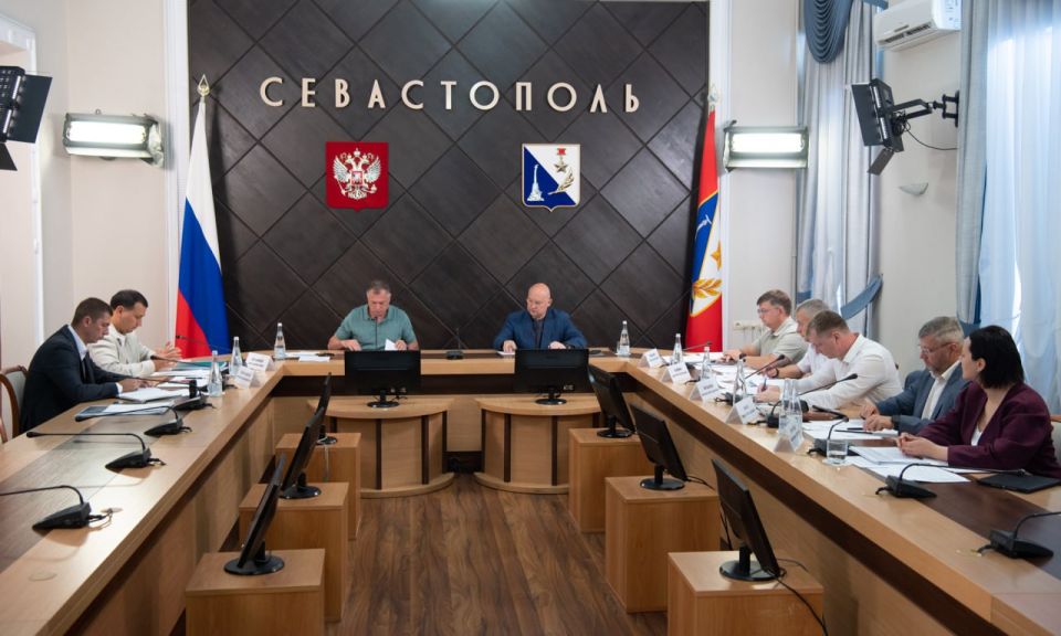 Марат Хуснуллин провел совещание по вопросам социально-экономического развития Севастополя