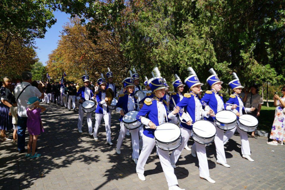 ������� �����: ������������ ������-������������ ��������� �������� �����, ����������� ����������� ������� ����������� � ���� �������� �����, ��������� 6 �������� �� ���������� ������������� ��������� �������� �������