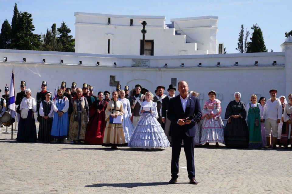 ������� �����: ������������ ������-������������ ��������� �������� �����, ����������� ����������� ������� ����������� � ���� �������� �����, ��������� 6 �������� �� ���������� ������������� ��������� �������� �������