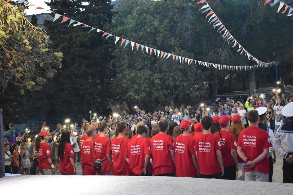 ����� 1000 ����� ����� ����������� ������ ������ ������� ����������. �������� �� ������!� �������� �����������