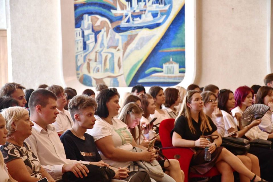 �� ������ �������� ������� ���������� �������������� ��������� ������ � �������� ������