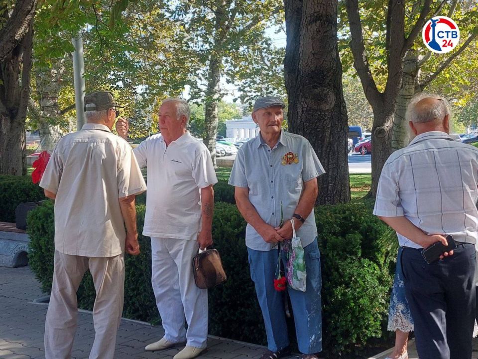 �� ����� ����� �������-������ ���������� ����