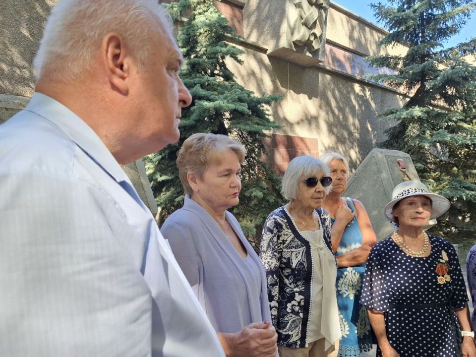 � ����������� ������� ������ ����� ������� ����������