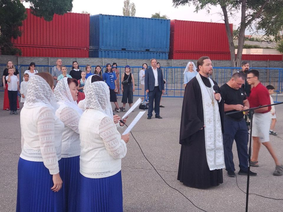 Александр Кулагин: Сегодня на Михайловской батарее прошло памятное мероприятие, посвящённое событиям 170- летней давности Александр Кулагин: Сегодня на Михайловской батарее прошло памятное мероприятие, посвящённое событиям 170- летней давности