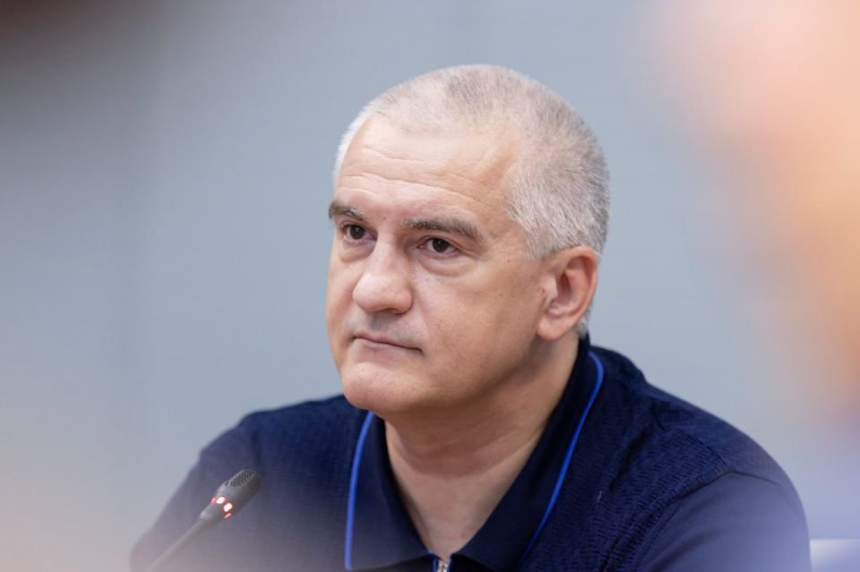 Сергей Аксёнов: Одиннадцать лет назад Крым и Севастополь были возвращены в состав Российской Федерации Сергей Аксёнов: Одиннадцать лет назад Крым и Севастополь были возвращены в состав Российской Федерации