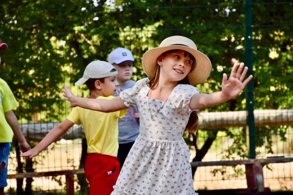 � 2025 ���� ����� 8000 ����� ��������� � ������ ������� �����������