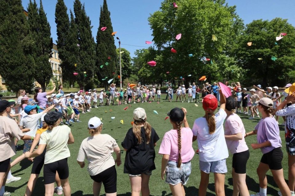 � 2025 ���� ����� 8000 ����� ��������� � ������ ������� �����������