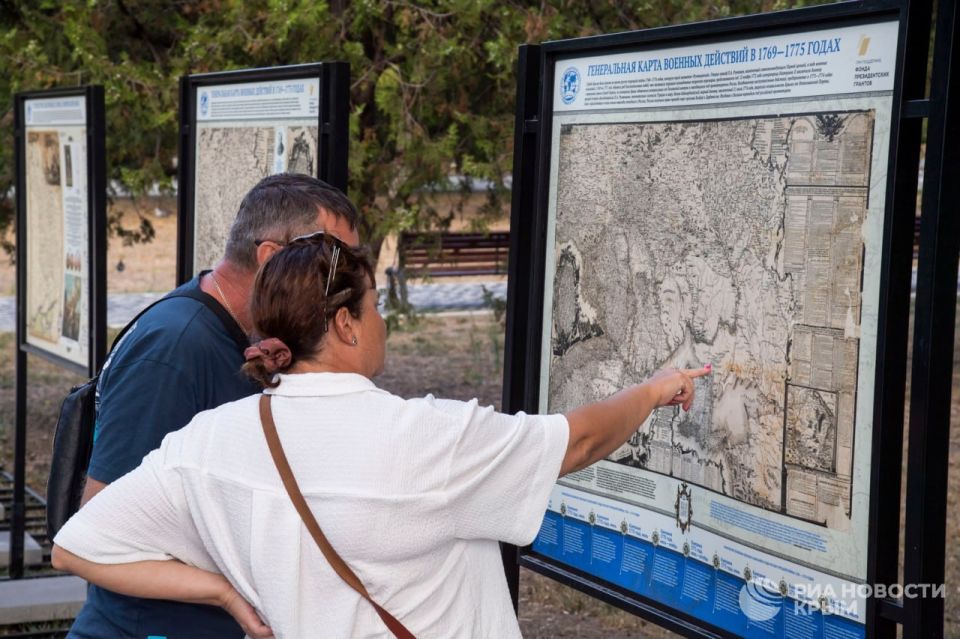 "100 ����������� ������ � ����������" ����� ������ � ��������� � �����������