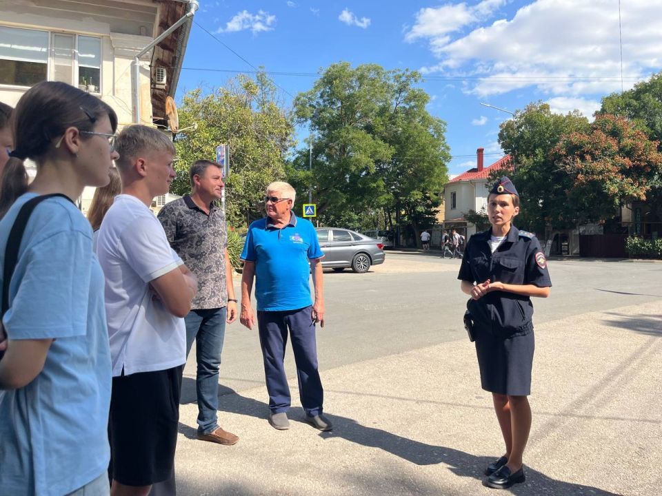 ���������� ��� ���� ������ �� ������ �����������, ��������� � ������ ���������� ��, ������������ ������� ������������� � ��������� ���� ��� � 13 ��. �.�. ���������� � ��������� ��� ������� ����� �������� ����������