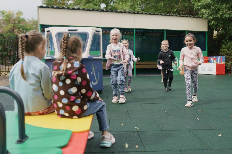 Михаил Развожаев: Вместе с министром просвещения России Сергеем Сергеевичем Кравцовым сегодня посетили детский сад №27 и гимназию №10