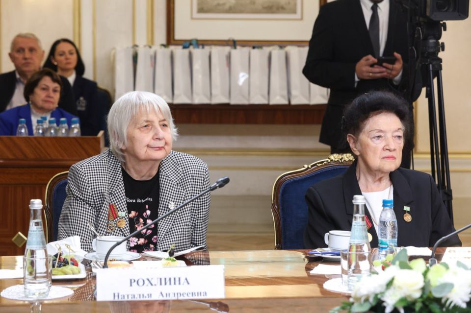 ��������� ���������: ������� ������� ����� ����������� � ���������� � ��������� ���������� �� ����� 4 ������� ��� ���������� ������� ����������