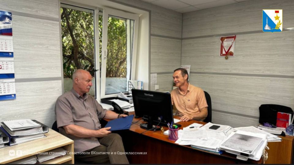 Помогаем решать вопросы в сфере ЖКХ