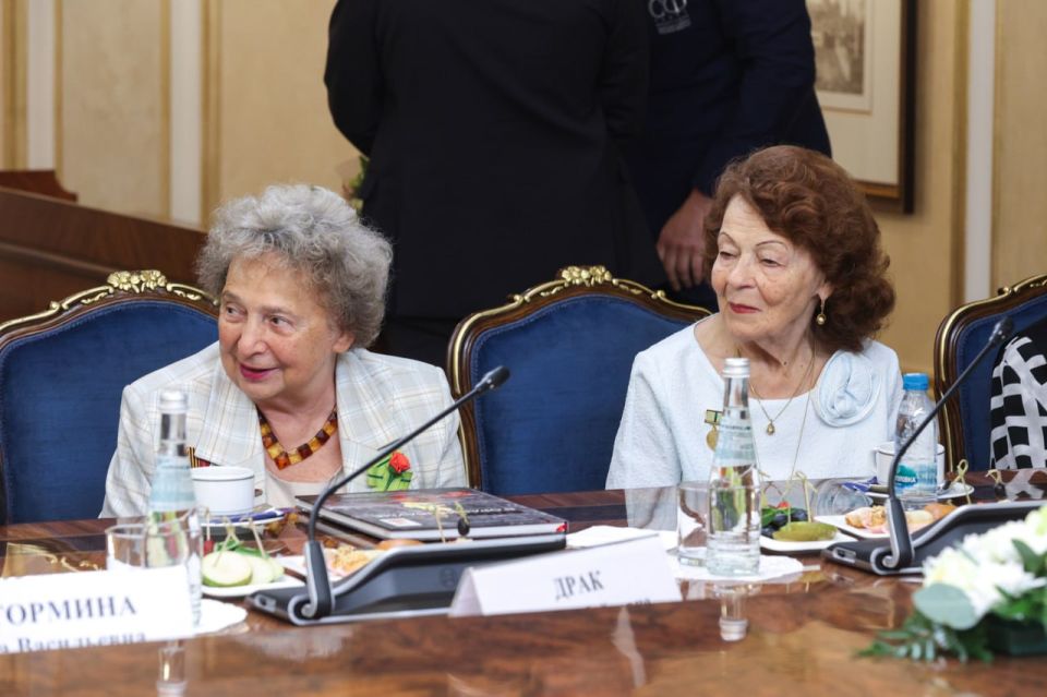 ��������� ���������: ������� ������� ����� ����������� � ���������� � ��������� ���������� �� ����� 4 ������� ��� ���������� ������� ����������