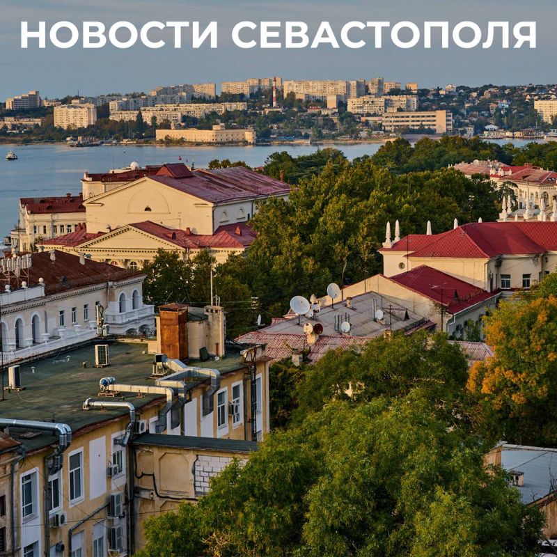 Михаил Развожаев: Итоги минувшего дня:. Вместе с министром просвещения России Сергеем Сергеевичем Кравцовым посетили детский сад №27 и гимназию №10, отремонтированные по президентской программе