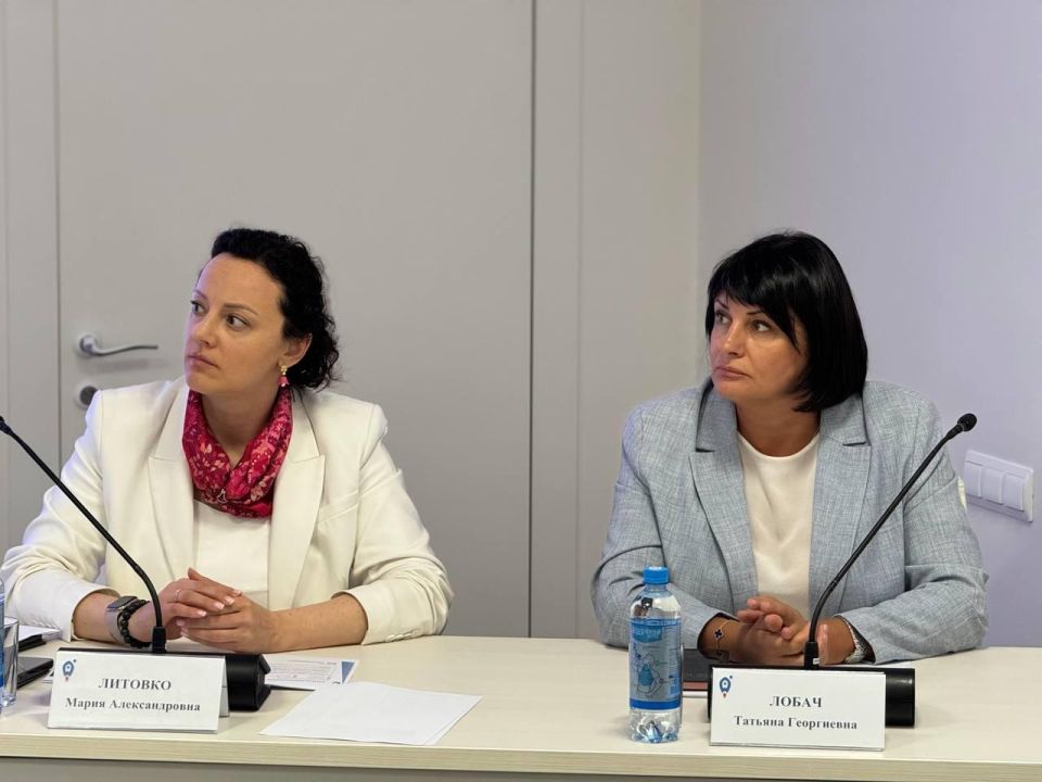 Татьяна Лобач: Приняла участие в совместном заседании Инвестиционного комитета Севастополя и Координационного совета при Правительстве Севастополя по вопросам малого и среднего предпринимательства, которое состоялось на...