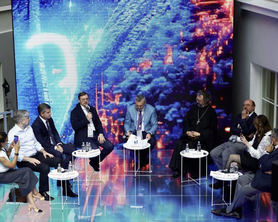 Этические вызовы цифровой эпохи обсудили на Форуме объединенных культур