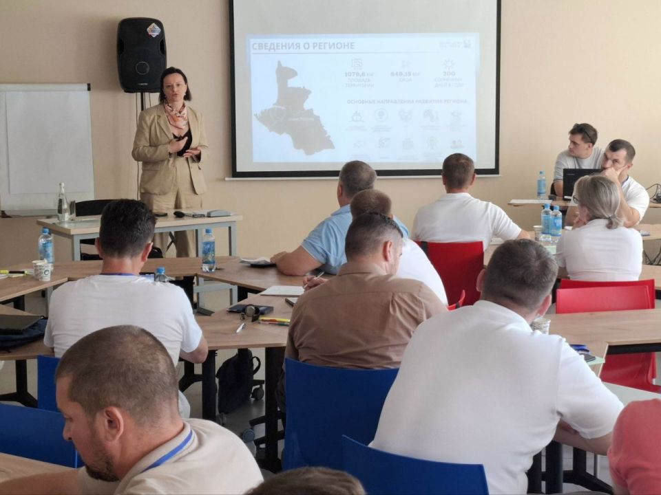 Мария Литовко: На этой неделе с участниками управленческой образовательной программы «Севастополь — город героев» поделилась региональным опытом экономического развития, а также особенностями управления проектной...