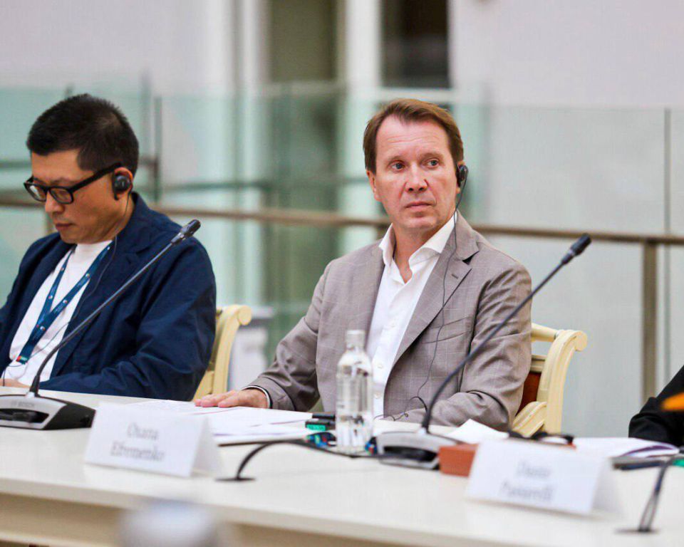 Современная драматургия и молодая режиссура стали темой обсуждения на Форуме объединённых культур Современная драматургия и молодая режиссура стали темой обсуждения на Форуме объединённых культур