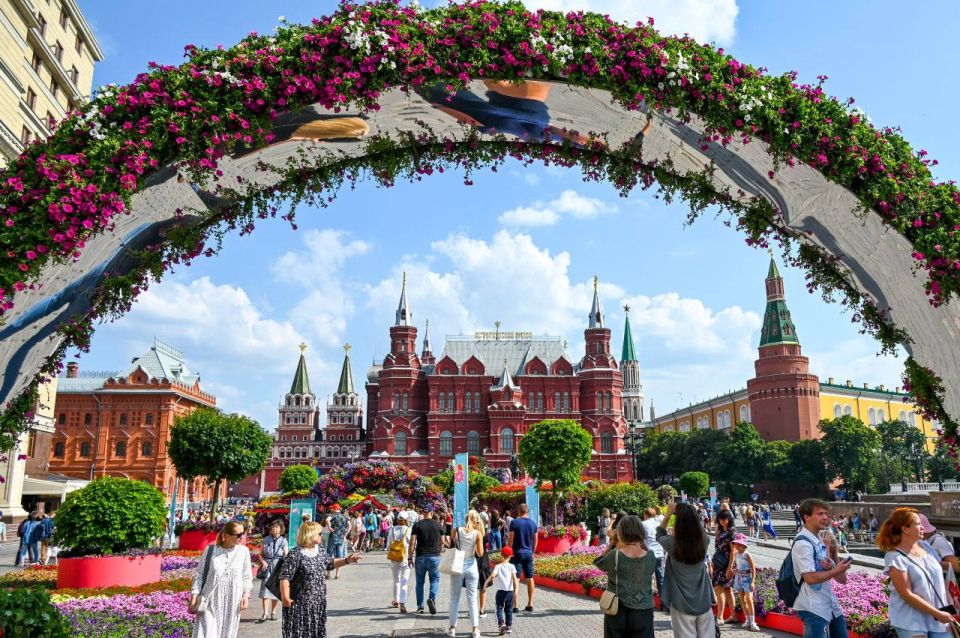 «Как молодеешь ты день ото дня