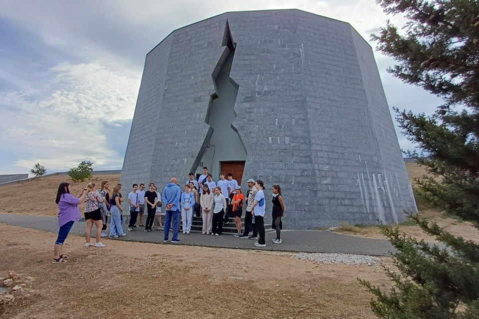 ���������� ����� �������� ���� � ������������ �������� 35-� ��������� �������