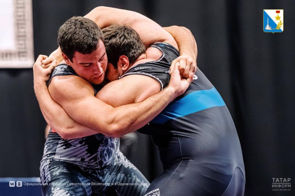 Гордимся чемпионом. Севастопольский борец Эльдар Эмиров стал победителем Всероссийского турнира по греко-римской борьбе в Казани Гордимся чемпионом. Севастопольский борец Эльдар Эмиров стал победителем Всероссийского турнира по греко-римской борьбе в Казани
